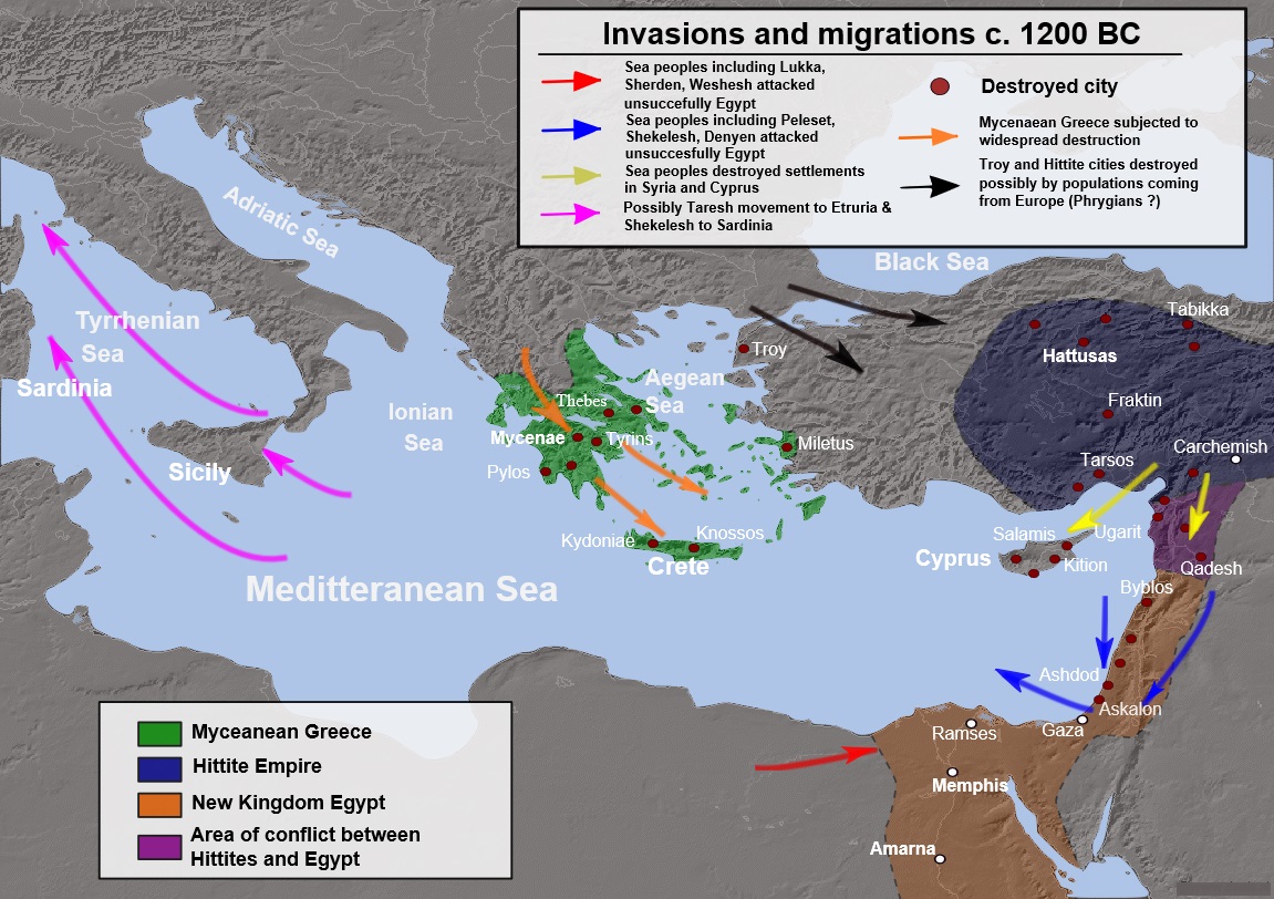 上图：青铜时代崩溃（Bronze Age Collapse）期间的入侵、破坏和可能的人口流动。从主前1200-900年的青铜器时代崩溃是整个中东、北非、小亚细亚、高加索、爱琴海和巴尔干地区的黑暗时代。这一地区的古代青铜文明曾经创造过几个世纪的灿烂文化，许多帝国、城邦通过通商、联姻，建立了一个互相依存的世界体系。但从主前12世纪开始，爆发了一系列的干旱、饥荒、海侵、移民和战争，这一地区的诸多文明在几十年内如多米诺骨牌般接连崩塌，从主前1200-1150年，几乎东地中海世界的每一个重要城市都被摧毁。迈锡尼王国（Mycenaean Kingdoms）、巴比伦第三王朝（Kassite Dynasty）、赫人帝国（Hittite Empire ）、乌加里特（Ugarit）、亚摩利城邦（Amorite States）等文明纷纷土崩瓦解，贸易路线中断，识字率大大下降，只有亚述、埃及和以拦等少数强国生存下来，但已经非常衰弱。 历史学家们对导致青铜时代崩溃的原因争论不休，没有达成任何共识，提出的因素包括：火山爆发、干旱、外族入侵、冶铁技术的扩散、军事武器和战术的发展，以及政治、社会和经济系统的各种失败。但在这之上，是神的手在管理，为要使所罗门「四围平安，没有仇敌，没有灾祸」（王上五4），预备开始建造圣殿。